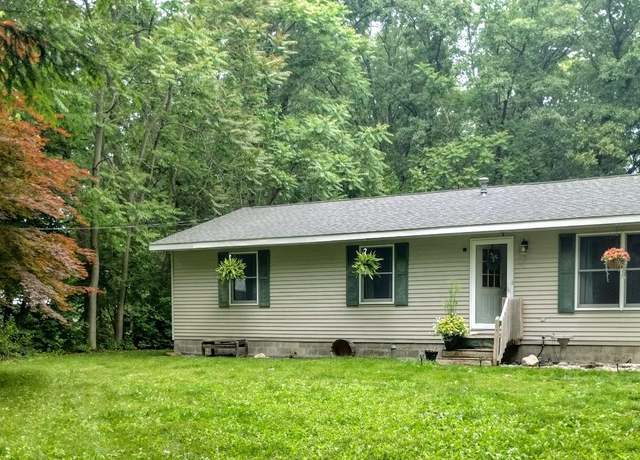 Property at 5664 Hall Rd, Muskegon, MI 49442, 3 beds, 2 baths