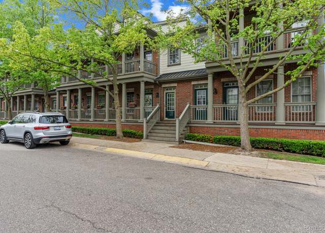 Property at 239 Jotham Ave, Auburn Hills, MI 48326, 2 beds, 2 baths
