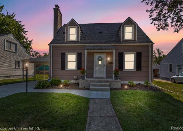 Property at 3250 Kipling Ave, Berkley, MI 48072, 3 beds, 2 baths