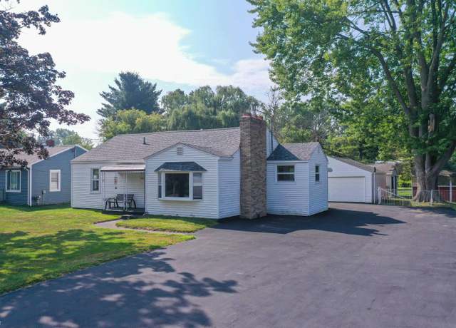 Property at 4020 Woodrow Ave, Burton, MI 48509, 3 beds, 1 bath
