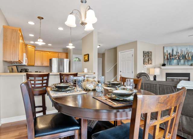 Property at 4043 Sherwood Forest Dr, Traverse City, MI 49686, 2 beds, 1.5 baths