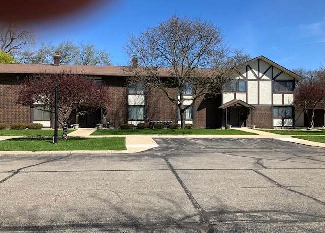 Property at 3806 Wroxton Dr #2, Flint, MI 48532, 2 beds, 2 baths