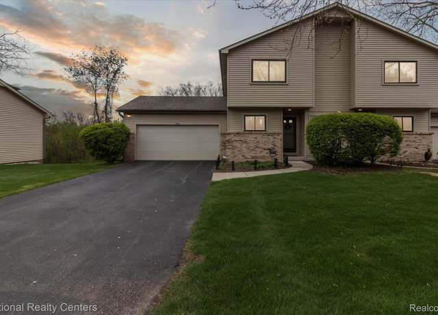 Property at 4921 Rivercrest Dr, Waterford, MI 48328, 2 beds, 2.5 baths