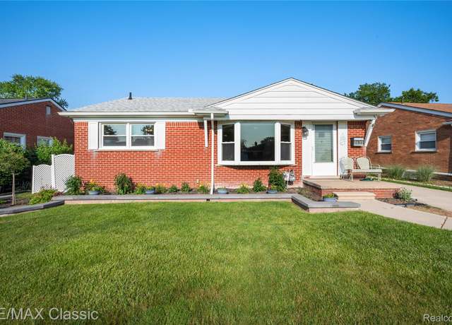 Property at 6622 Schaller St, Garden City, MI 48135, 3 beds, 1 bath