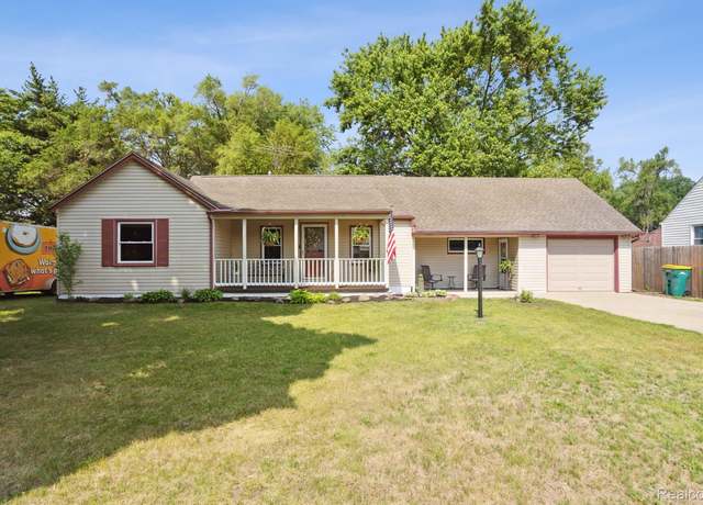 Property at 12082 Craig St, Romulus, MI 48174, 3 beds, 2 baths