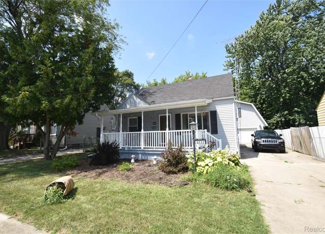 Property at 3222 Brandon St, Flint, MI 48503, 3 beds, 1 bath