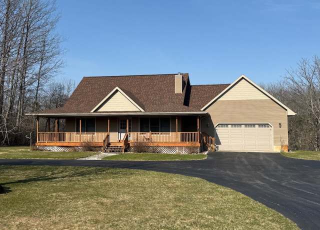 Property at 4921 White Rd, Williamsburg, MI 49690, 4 beds, 3.5 baths