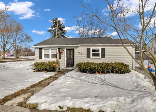 Property at 1230 Jefferson St, Lapeer, MI 48446, 2 beds, 1 bath