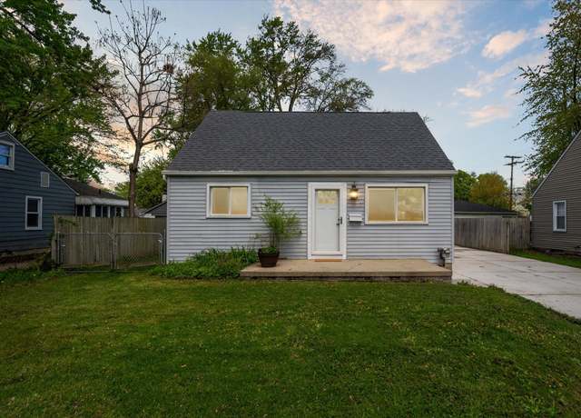 Property at 1077 E 14 Mile Rd, Clawson, MI 48017, 4 beds, 3 baths
