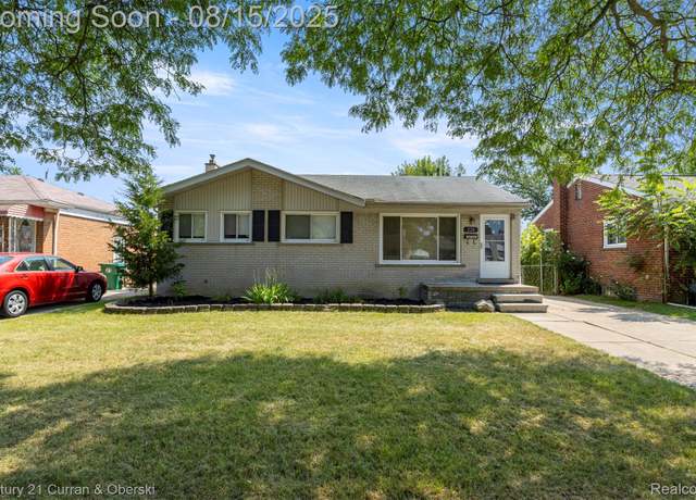 Property at 226 Belton St, Garden City, MI 48135, 3 beds, 1.5 baths