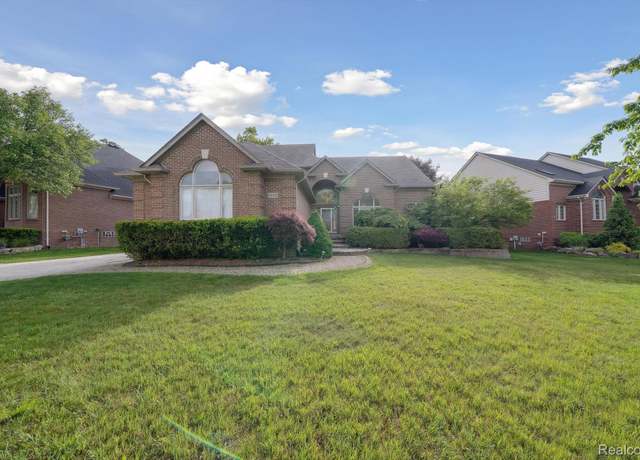 Property at 55712 Lancewood Dr, Shelby Twp, MI 48316, 5 beds, 4.5 baths