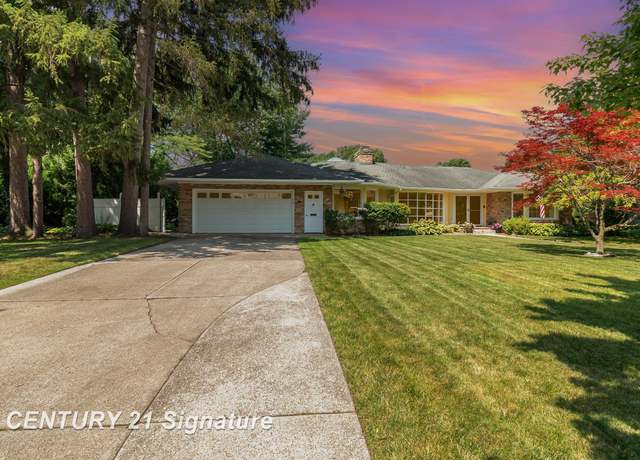 Property at 429 Ardussi Ave, Saginaw, MI 48602, 3 beds, 2.5 baths