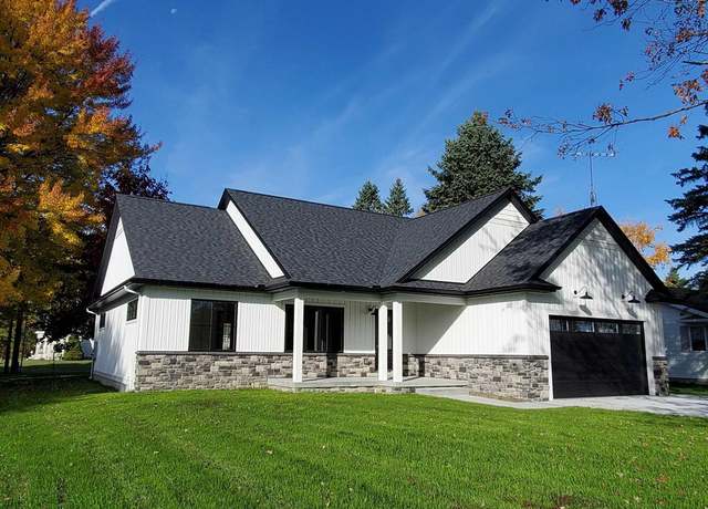 Property at 6274 Lakeshore Rd, Lexington, MI 48450, 3 beds, 2 baths