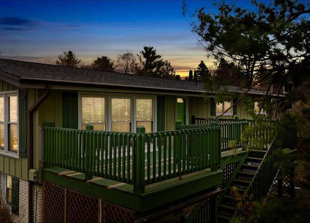 Property at 431 Fairlane Dr, Traverse City, MI 49684, 3 beds, 2.5 baths