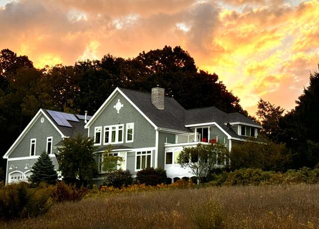 Property at 11668 Snowfield Ct, Traverse City, MI 49686, 5 beds, 3.5 baths