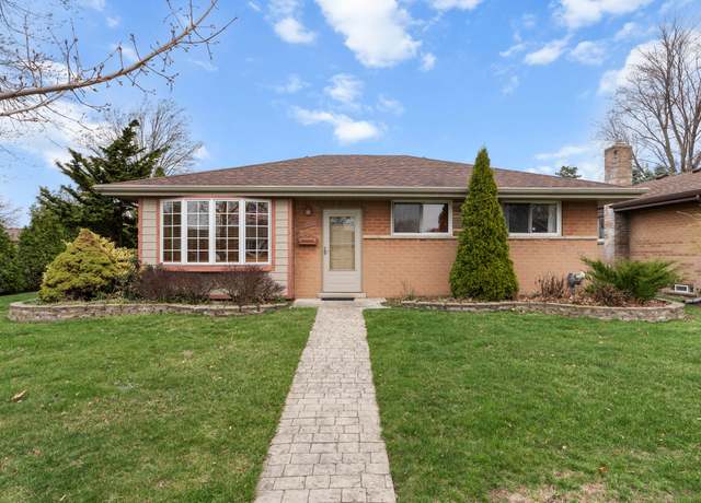 Property at 15453 Grovedale St, Roseville, MI 48066, 3 beds, 1.5 baths