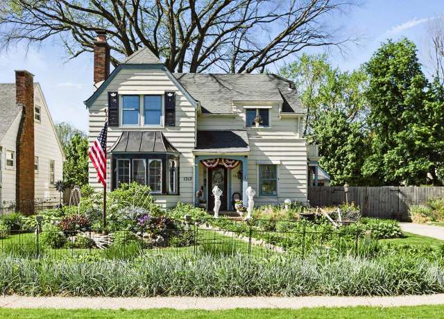 Property at 1313 Wall St, Port Huron, MI 48060, 4 beds, 2 baths