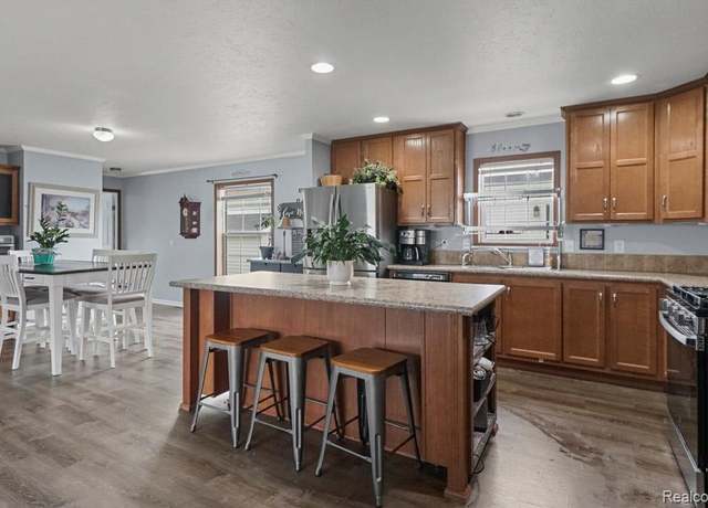 Property at 26317 Cherokee East, Flat Rock, MI 48134, 4 beds, 2 baths