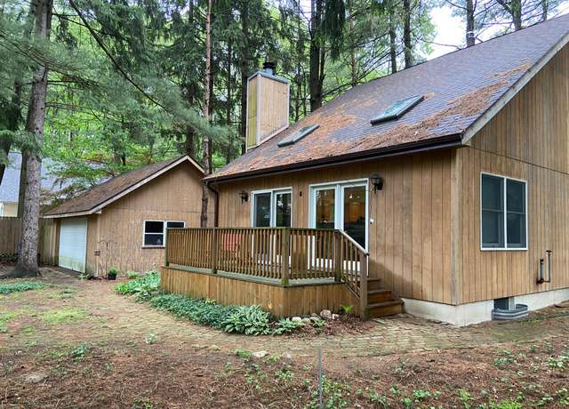 Property at 3908 Papoose Trl, Allegan, MI 49010, 2 beds, 2 baths