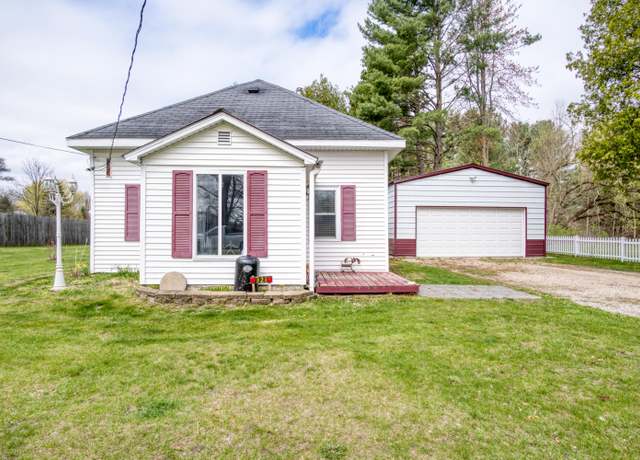 Property at 321 N Norman St, Barryton, MI 49305, 2 beds, 1 bath