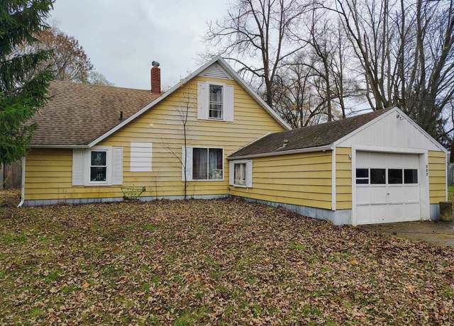 Property at 507 Deer ST W Deer Ave, Gladwin, MI 48624, 4 beds, 1 bath
