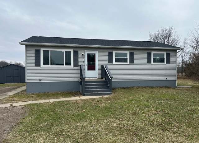 Property at 2000 E Wilkinson Rd, Owosso, MI 48867, 3 beds, 1 bath