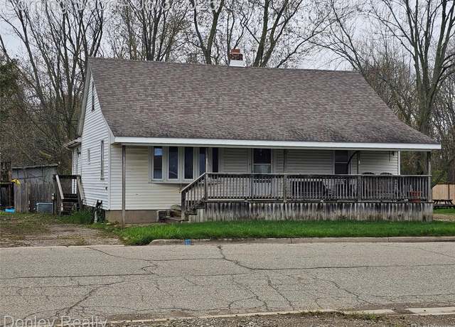 Property at 292 Lexington St, Sandusky, MI 48471, 3 beds, 1 bath