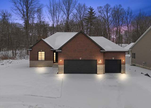 Property at 35103 Woodside Cir, Richmond, MI 48062, 3 beds, 2.5 baths