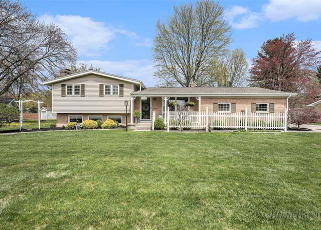 Property at 4291 Castle Dr SE, Grand Rapids, MI 49546, 4 beds, 2.5 baths
