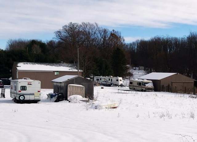 Property at 3000 Park Rd, Coloma, MI 49038, 3 beds, 2 baths