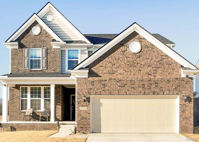 Property at 3799 Sienna Dr, Sterling Heights, MI 48314, 4 beds, 2.5 baths