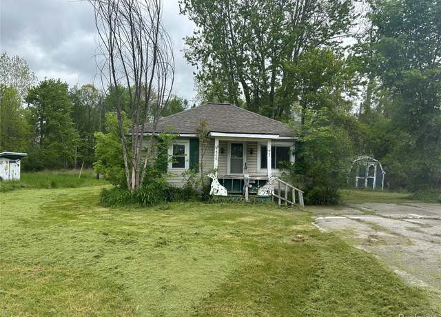 Property at 4466 Dove Rd, St Clair, MI 48060, 3 beds, 1 bath