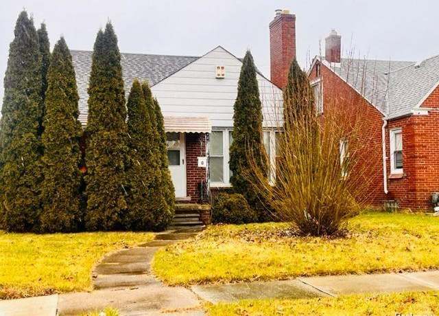 Property at 15162 Sprenger Ave, Eastpointe, MI 48021, 3 beds, 1.5 baths