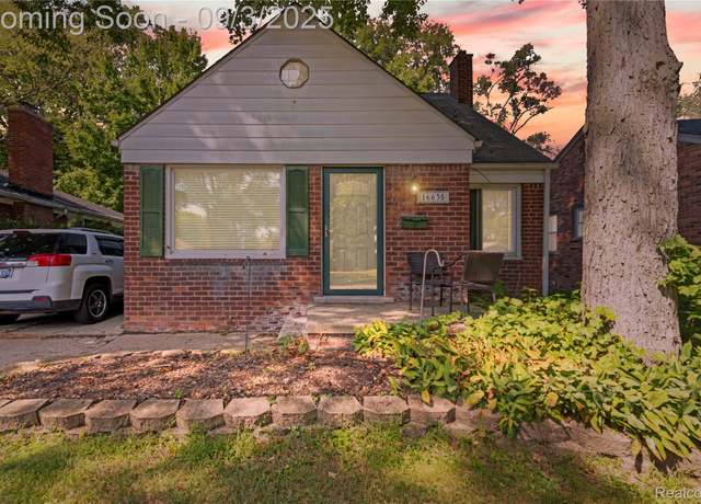 Property at 16635 Macarthur, Redford Charter Township, MI 48240, 3 beds, 1 bath
