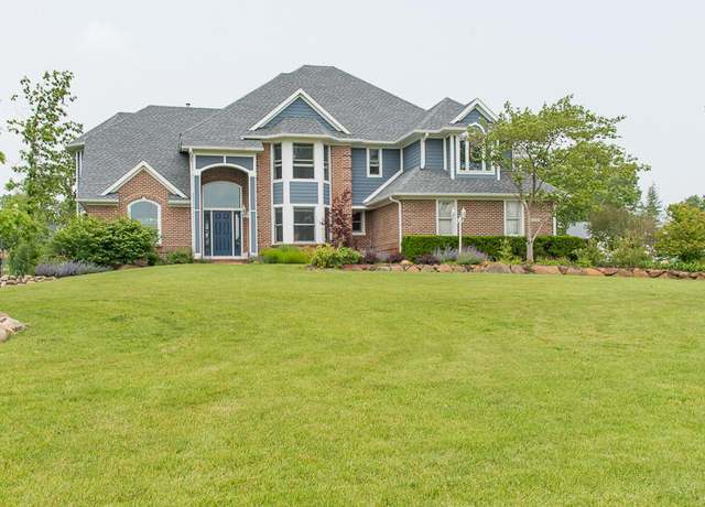 Property at 5284 Green Pine Ln, Kalamazoo, MI 49009, 6 beds, 4.5 baths