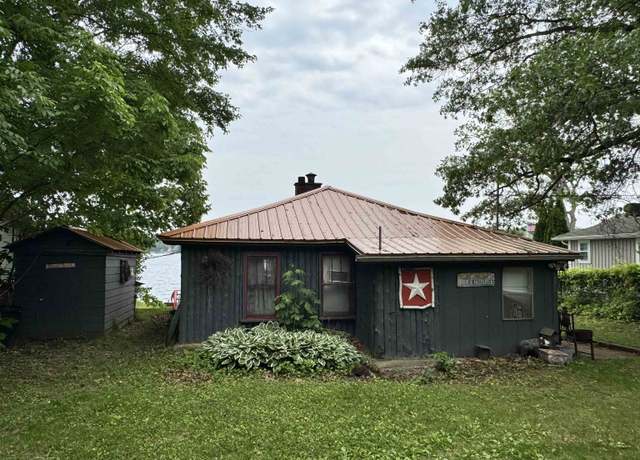 Property at 1271 N Crooked Lake Dr, Lake, MI 48632, 2 beds, 0.5 baths