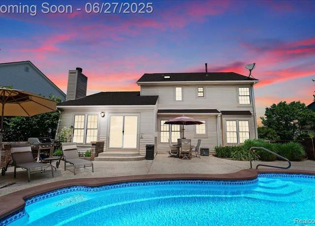 Property at 1183 Colt Dr, South Lyon, MI 48178, 3 beds, 2.5 baths