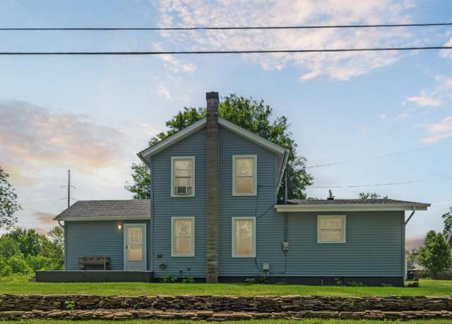 Property at 229 Water St, Grass Lake, MI 49240, 4 beds, 1 bath