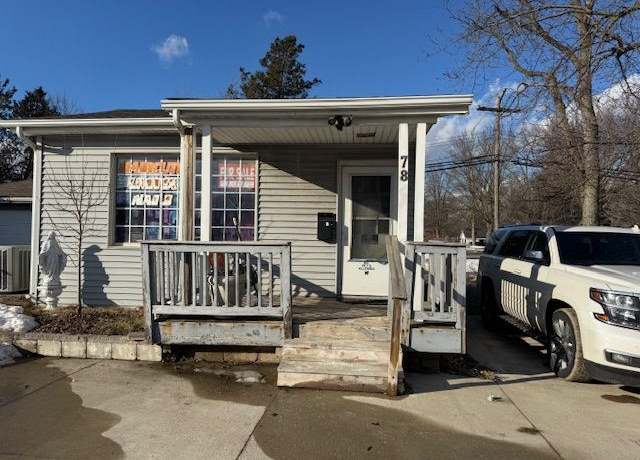 Property at 78 W Walton Blvd, Pontiac, MI 48340, 1 bed, 1 bath