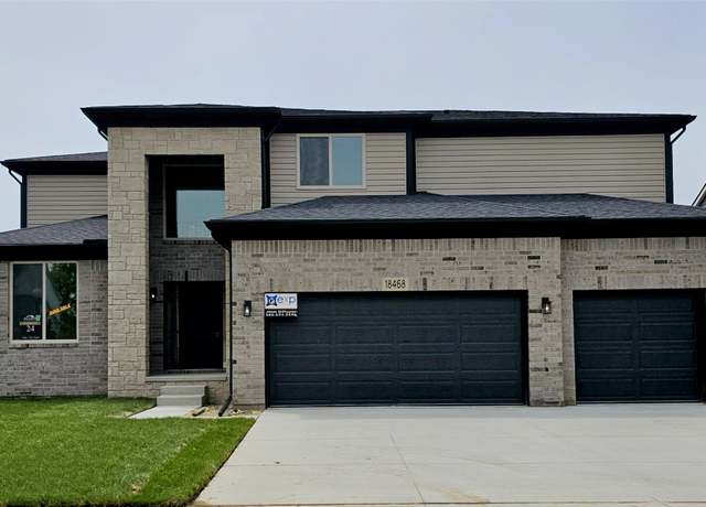 Property at 18468 Stallmann Dr, Macomb, MI 48042, 4 beds, 2.5 baths