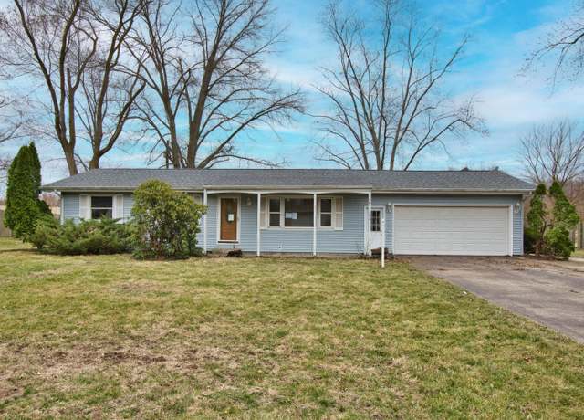 Property at 1656 Roberts Dr, St Joseph, MI 49085, 3 beds, 1.5 baths