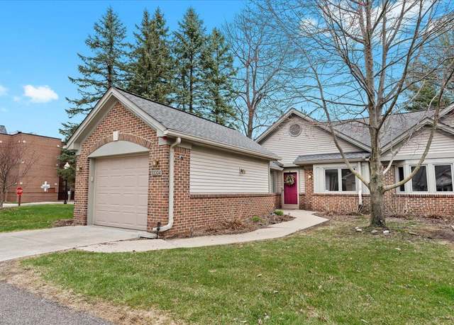 Property at 21304 Juniper Ct #69, Farmington Hills, MI 48336, 2 beds, 2 baths