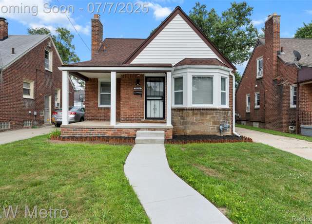 Property at 18258 Manor St, Detroit, MI 48221, 3 beds, 1.5 baths