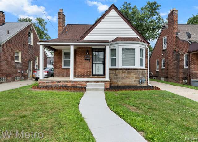Property at 18258 Manor St, Detroit, MI 48221, 3 beds, 1.5 baths