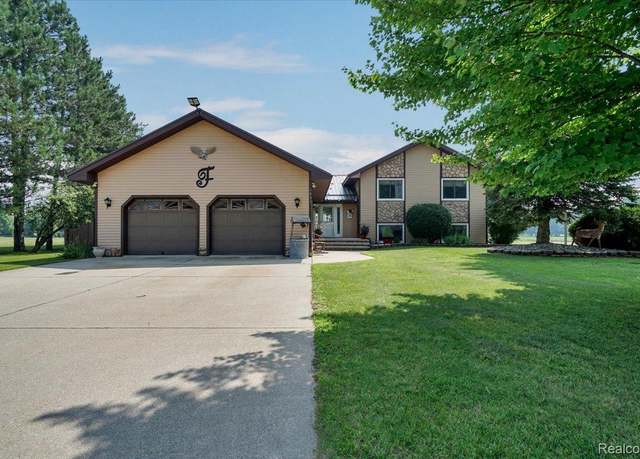 Property at 4691 Franklin St, Ubly, MI 48475, 4 beds, 2 baths