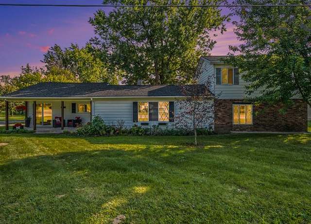 Property at 8001 Beecher Rd, Flushing, MI 48433, 4 beds, 2 baths