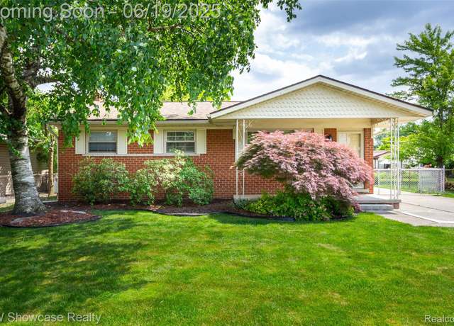 Property at 30731 Middlebury St, Westland, MI 48186, 3 beds, 2 baths