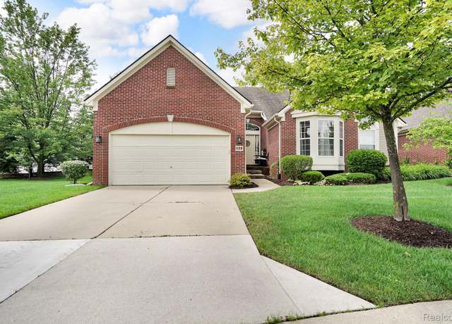 Property at 1128 Andover Cir, Commerce Charter Township, MI 48390, 3 beds, 3.5 baths