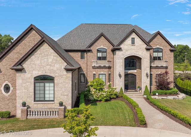 Property at 3888 Thatcher Dr, Rochester Hills, MI 48309, 5 beds, 4.5 baths