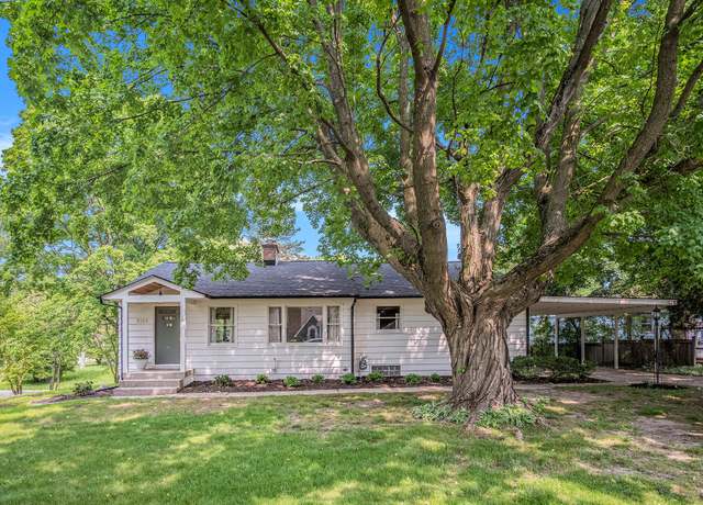 Property at 1014 Cutter Pkwy SE, Grand Rapids, MI 49546, 3 beds, 2.5 baths